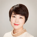 Anna Kim 氏