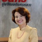Panarat Intachai 氏